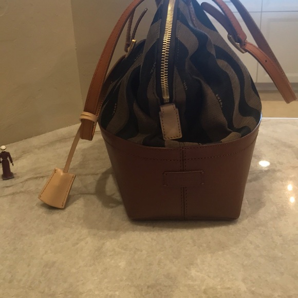 Authentic FENDI purse - Picture 7 of 7